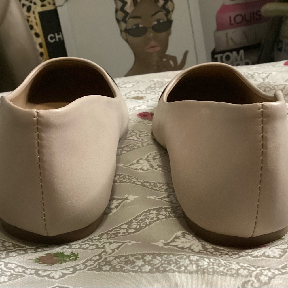 Qupid Tulin Cream and Black Flats Minimalist Loafers Size 6 & 8 - Picture 6 of 9
